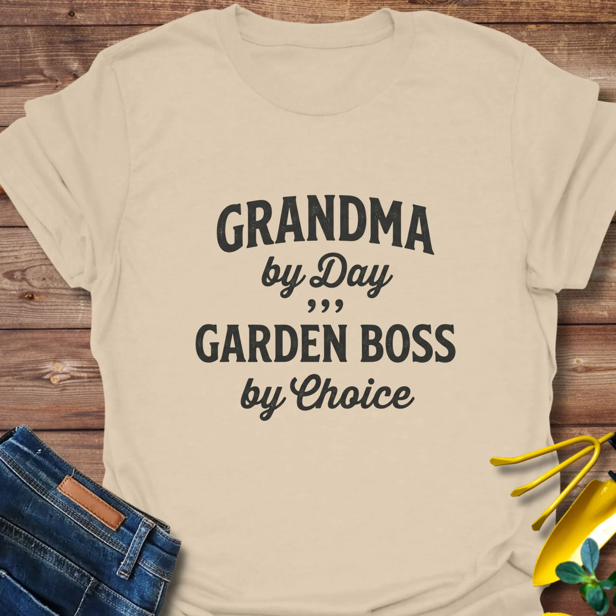 Boss Grandma T-Shirt product image 6